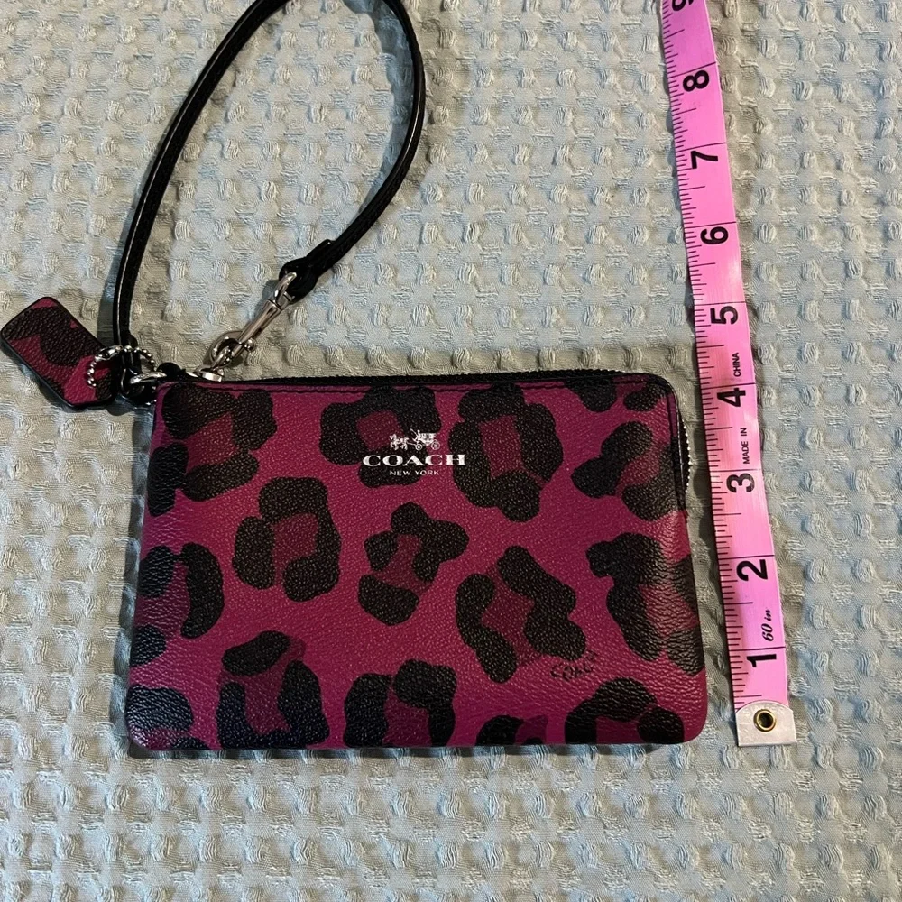 EUC Coach Fuchsia and Black Leopard Wristlet - Picture 2 of 5